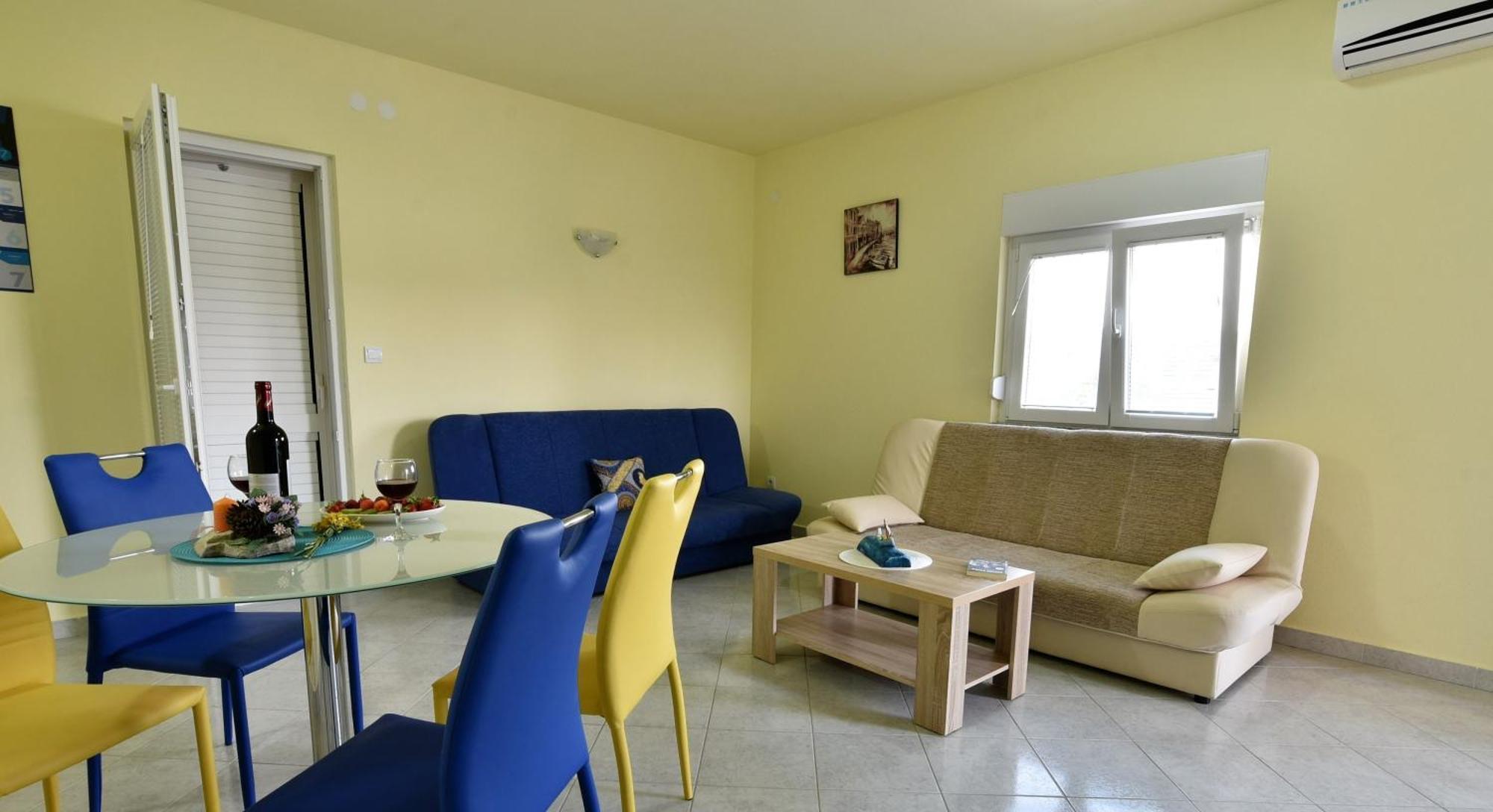 Apartmani Natasa Nino Jezera, Murter الغرفة الصورة