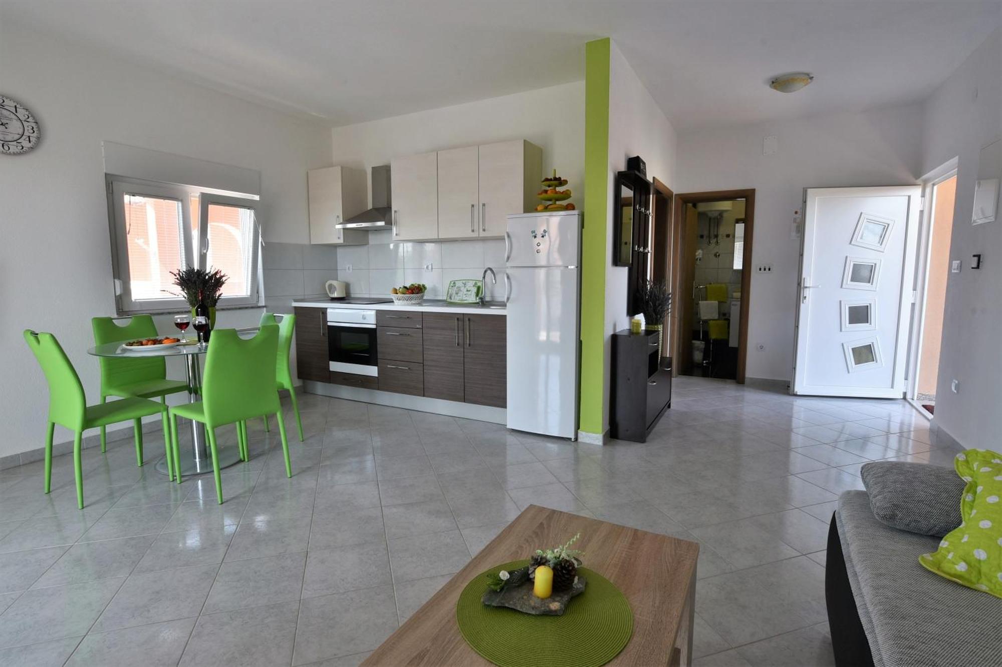 Apartmani Natasa Nino Jezera, Murter الغرفة الصورة