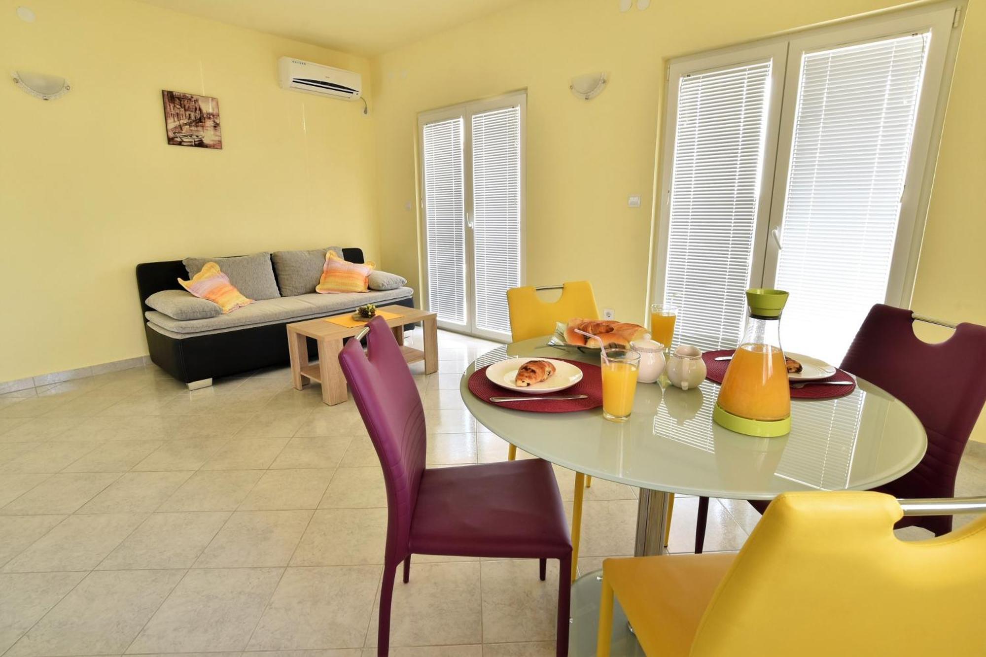 Apartmani Natasa Nino Jezera, Murter الغرفة الصورة
